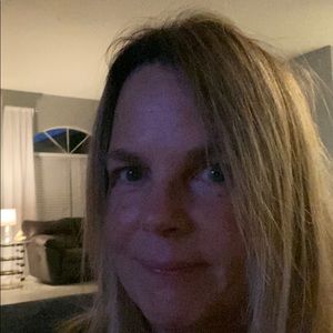 Meet your Posher, Debra